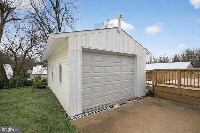 11721 KING TREE ST, Silver Spring, MD 20902