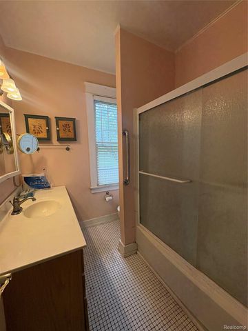 2134 Beverly Boulevard, Berkley, MI 48072