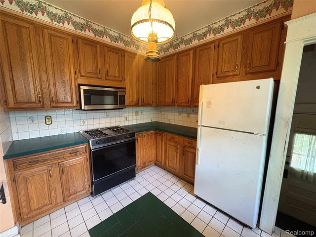 2134 Beverly Boulevard, Berkley, MI 48072