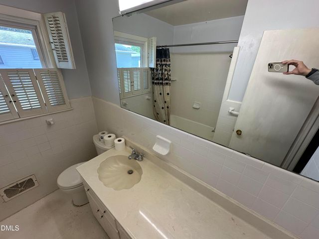 915 Brooks Avenue, Garner, NC 27529