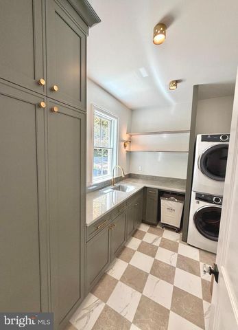 3503 OLD WINDY BUSH RD, New Hope, PA 18938