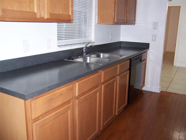 2703 MIDDLE STREET, Orlando, FL 32807