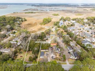 13 Sassafras Ln, Hilton Head Island, SC 29926