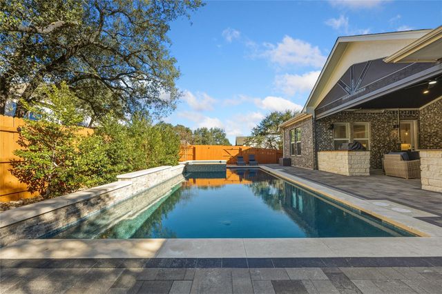 222 Canal DR, Dripping Springs, TX 78620