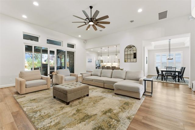 222 Canal DR, Dripping Springs, TX 78620