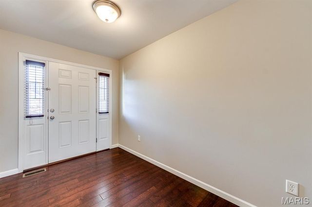 925 Meramec Grove Drive, Ballwin, MO 63021