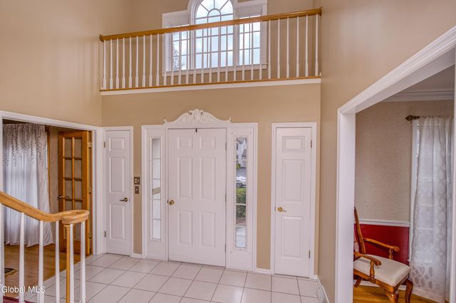 1008 Di Bella Drive, Schenectady, NY 12303