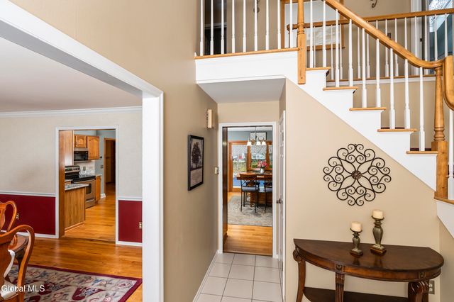 1008 Di Bella Drive, Schenectady, NY 12303