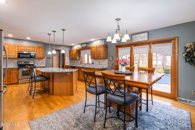 1008 Di Bella Drive, Schenectady, NY 12303