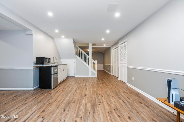 1008 Di Bella Drive, Schenectady, NY 12303