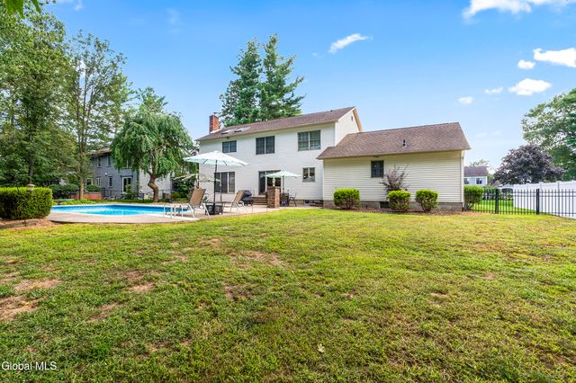 1008 Di Bella Drive, Schenectady, NY 12303