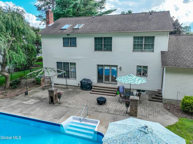 1008 Di Bella Drive, Schenectady, NY 12303