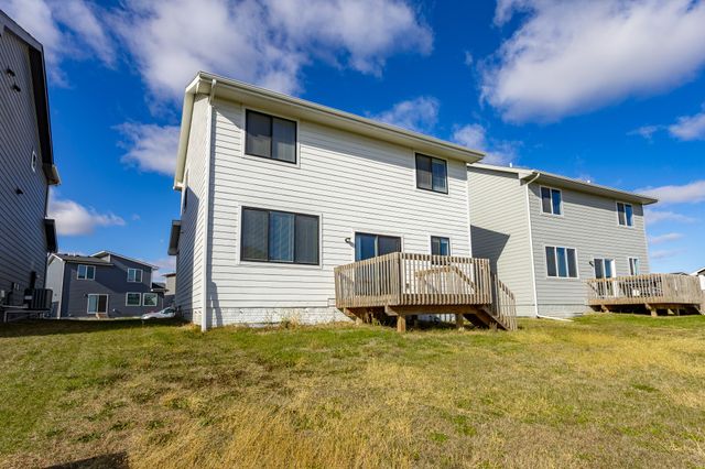 1409 NE Savana Drive, Grimes, IA 50111