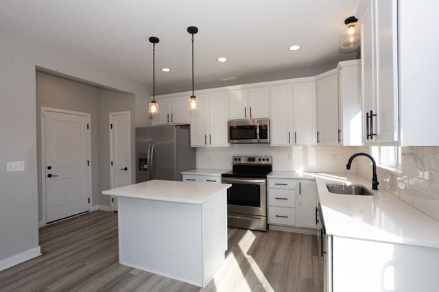 1409 NE Savana Drive, Grimes, IA 50111