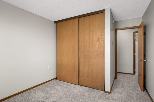 221 Grand Avenue W 316, South Saint Paul, MN 55075