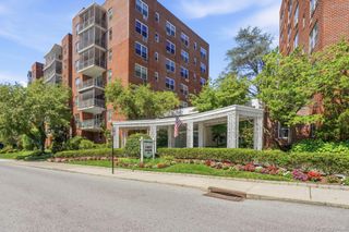 281 Garth Road B5H, Scarsdale, NY 10583