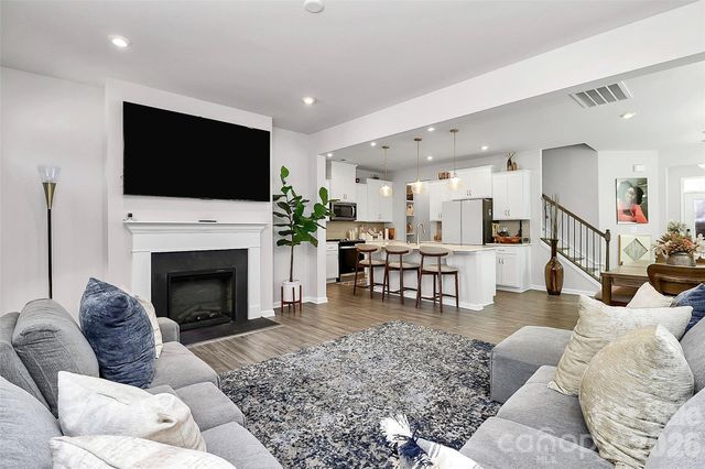 11210 Bartrams Way, Charlotte, NC 28278