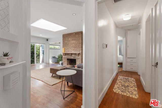 5410 Columbus Avenue, Los Angeles, CA 91411