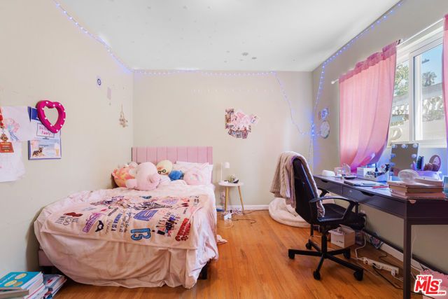 5410 Columbus Avenue, Los Angeles, CA 91411
