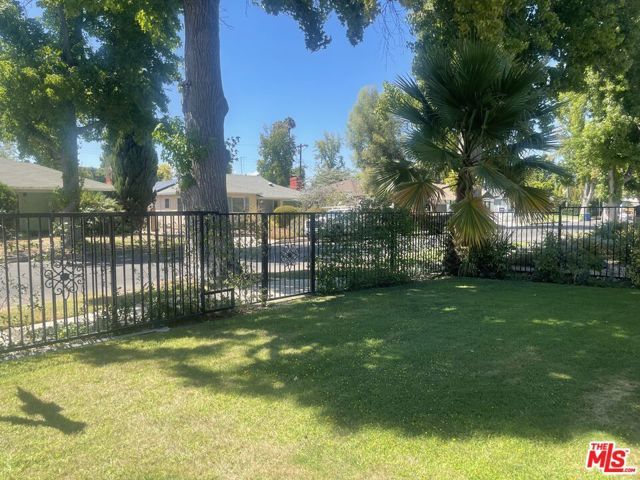 5410 Columbus Avenue, Los Angeles, CA 91411