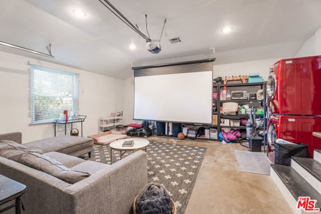 5410 Columbus Avenue, Los Angeles, CA 91411
