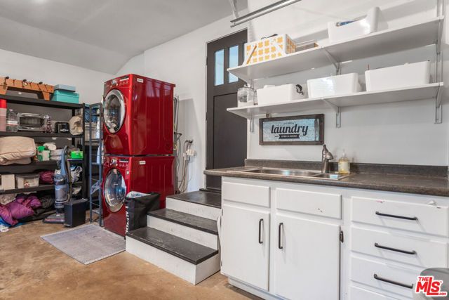 5410 Columbus Avenue, Los Angeles, CA 91411