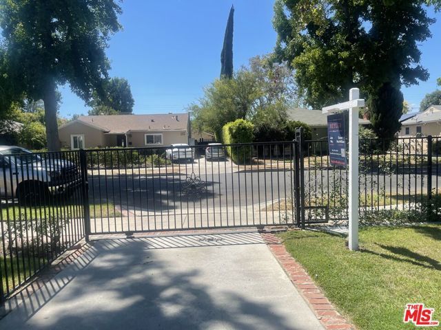 5410 Columbus Avenue, Los Angeles, CA 91411