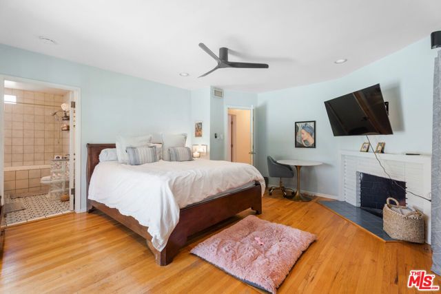 5410 Columbus Avenue, Los Angeles, CA 91411