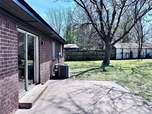 2728 S 116th East Avenue, Tulsa, OK 74129