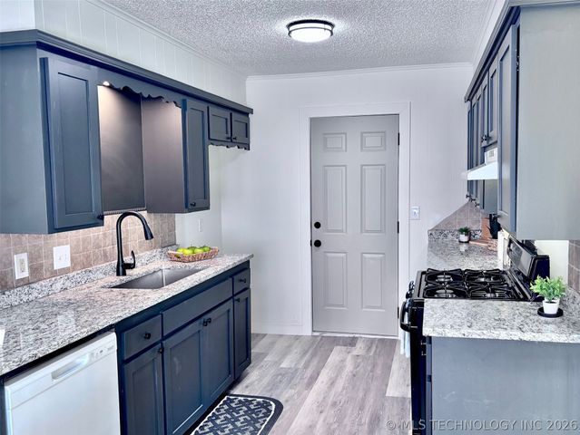 2728 S 116th East Avenue, Tulsa, OK 74129