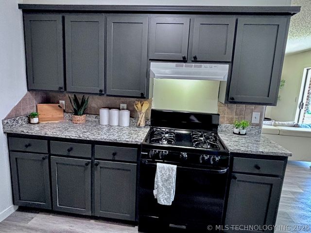 2728 S 116th East Avenue, Tulsa, OK 74129