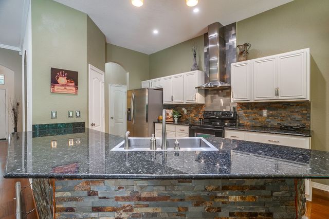 4056 Tortoise Lane, Fort Worth, TX 76135