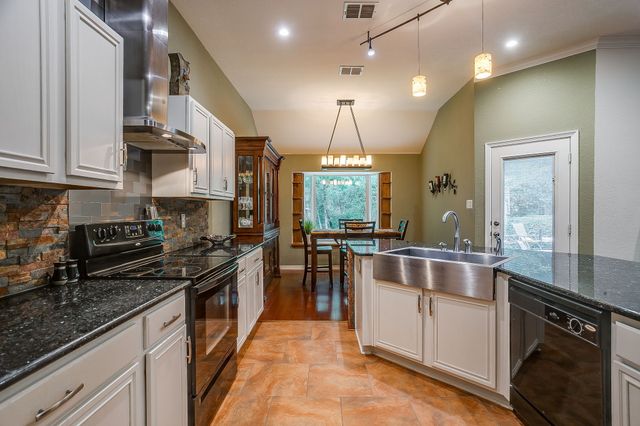 4056 Tortoise Lane, Fort Worth, TX 76135