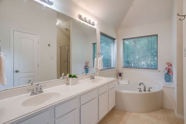 4056 Tortoise Lane, Fort Worth, TX 76135