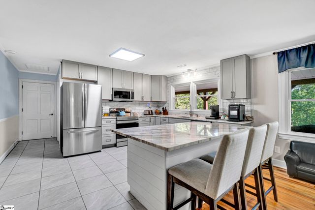 158 Lentz Lane, Easley, SC 29640