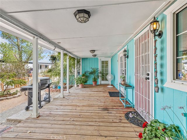 5124 Luna Road, Phelan, CA 92371