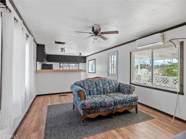 5124 Luna Road, Phelan, CA 92371