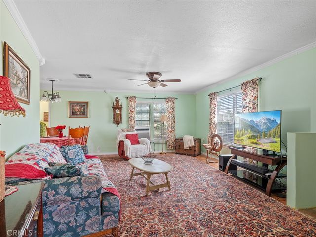 5124 Luna Road, Phelan, CA 92371