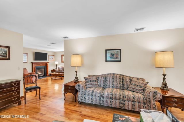 277 Grawtown Road, Jackson, NJ 08527