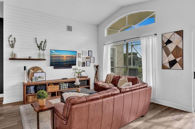 12150 Dunhill Drive, Boynton Beach, FL 33437