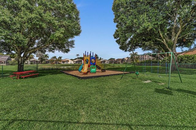 12150 Dunhill Drive, Boynton Beach, FL 33437