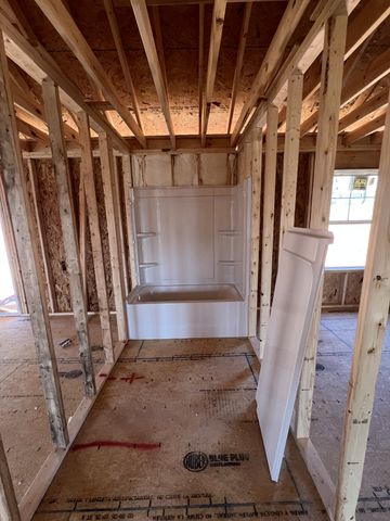 640 Avondale Road, Oak Grove, KY 42262