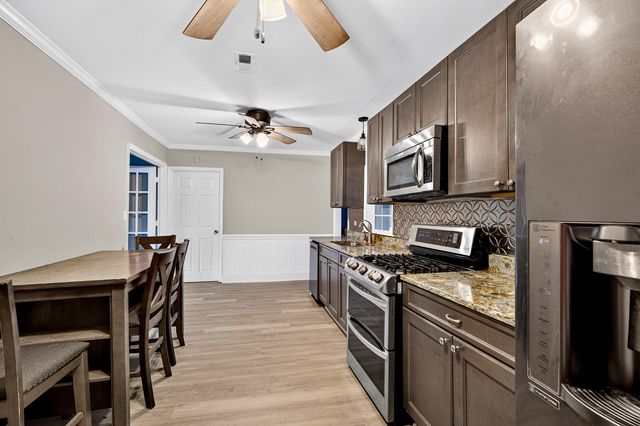 2007 Central Avenue, Summerville, SC 29483