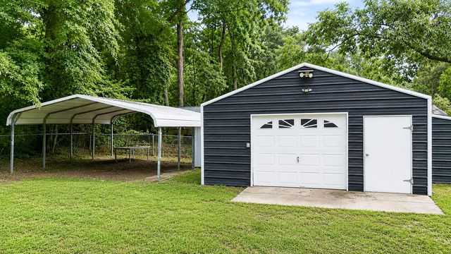 2007 Central Avenue, Summerville, SC 29483