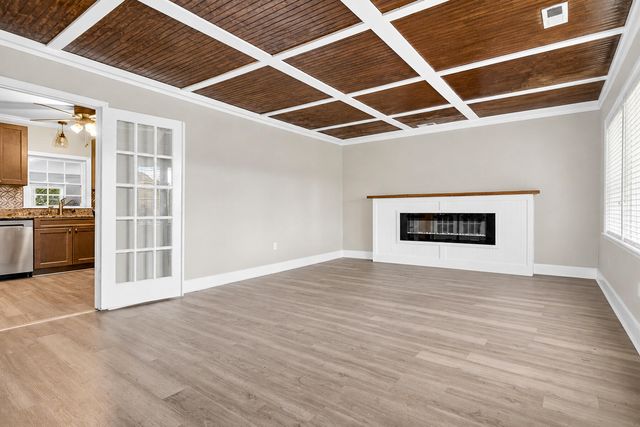 2007 Central Avenue, Summerville, SC 29483