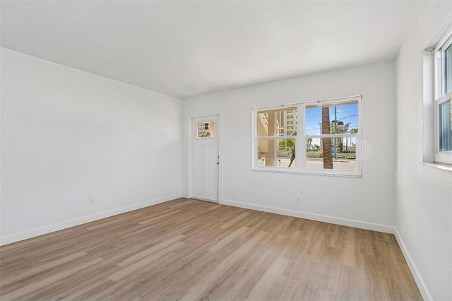 4565 DUHME ROAD 101, St Petersburg, FL 33708