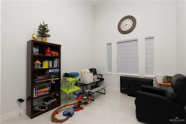 1213 N Garden Ridge Avenue, San Juan, TX 78589