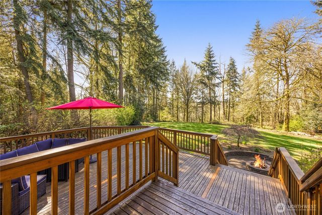 7402 229th Place SE, Woodinville, WA 98072