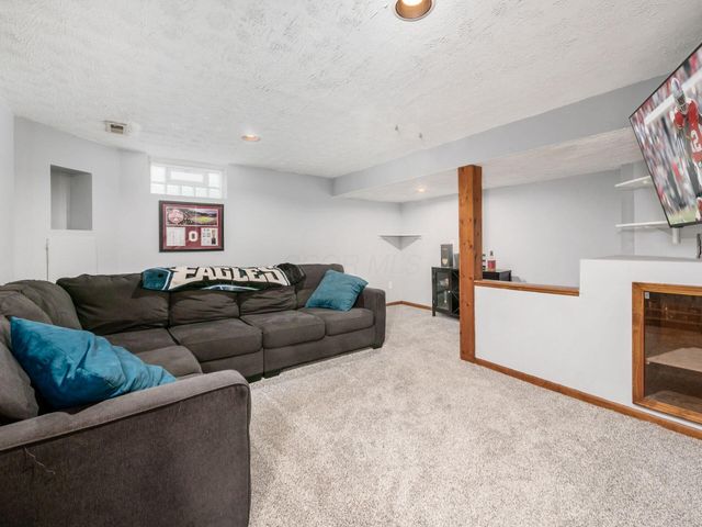 5277 Bressler Drive, Hilliard, OH 43026
