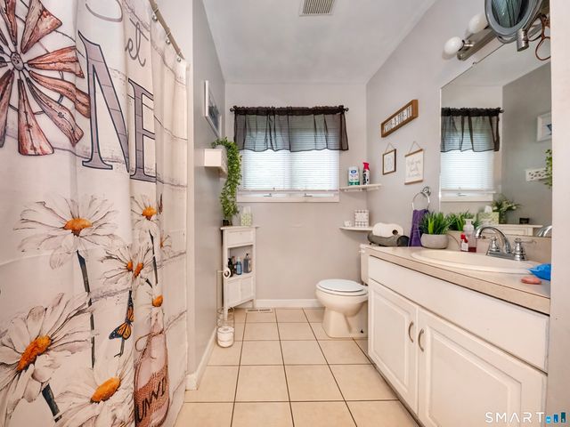 112 Leigh Drive, East Haven, CT 06512